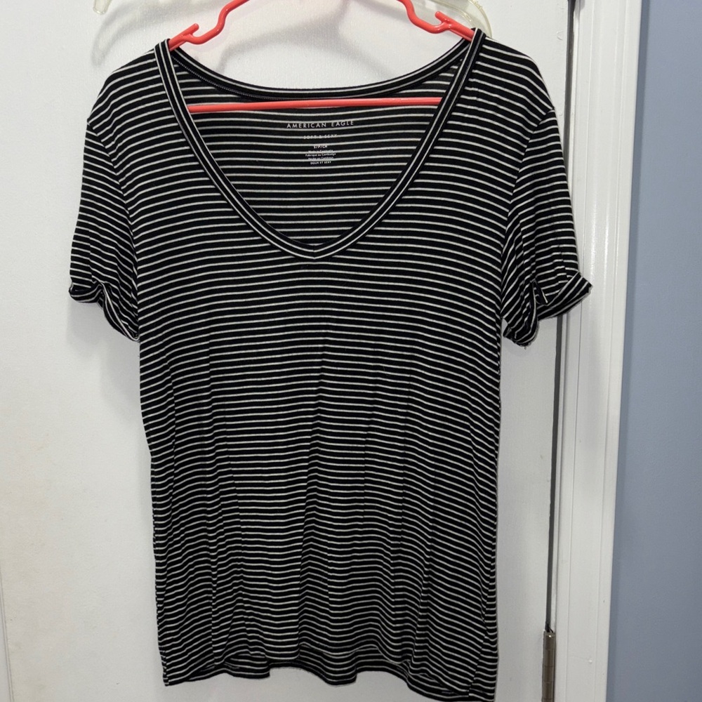 American Eagle soft and sexy tee shirt size small